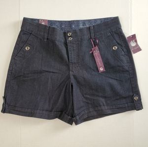 🌺3 for $20 NEW Short by Gloria Vanderbilt Size 14